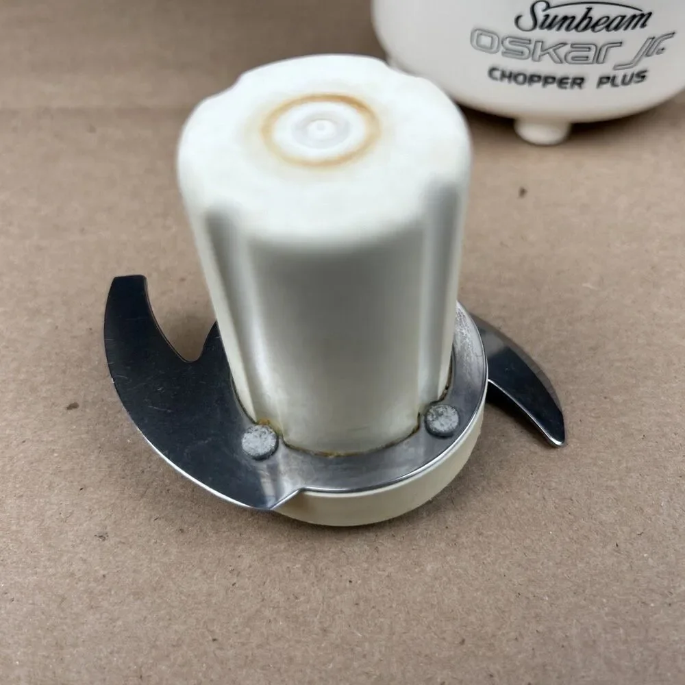 Vintage Sunbeam Oskar Jr. Chopper Plus Mini Food Processor Chopper model 14131
